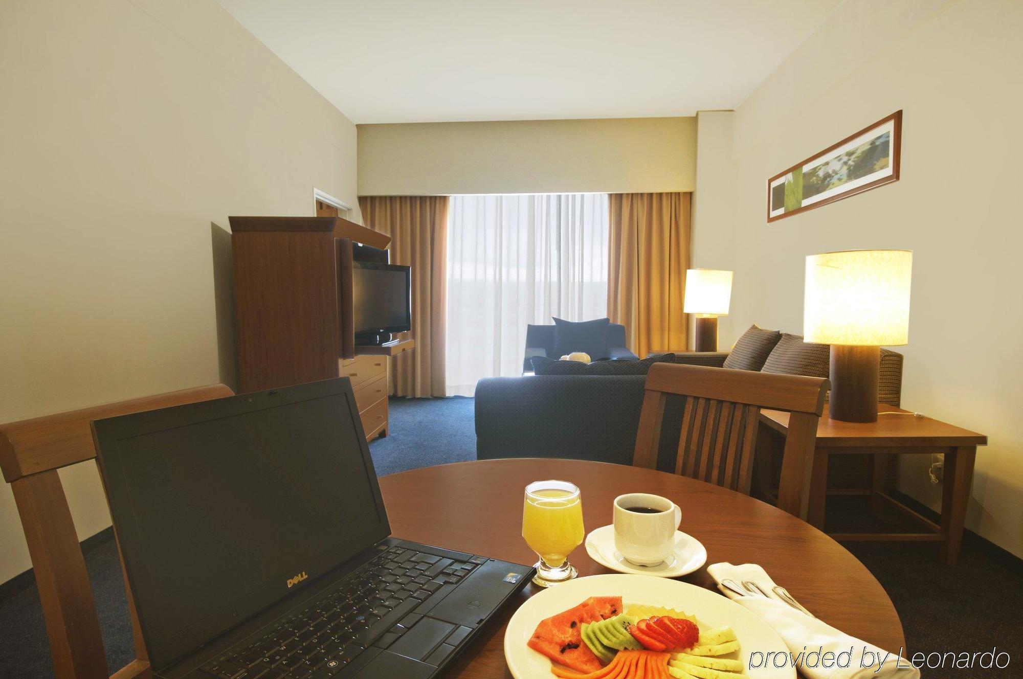 Fiesta Inn Mexicali Værelse billede